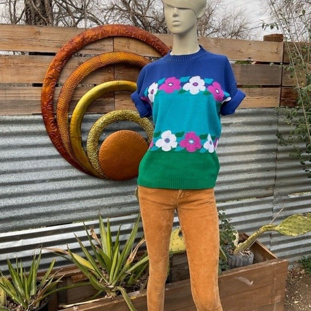 80’s Flower Power Sweater - Picture 3 of 8
